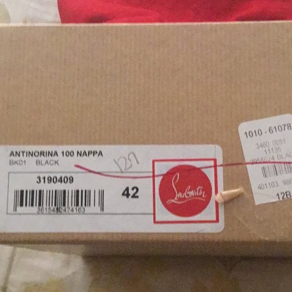 Christian Louboutin “ ANTINORINA 100 NAPPA 42”💕 - Picture 9 of 9